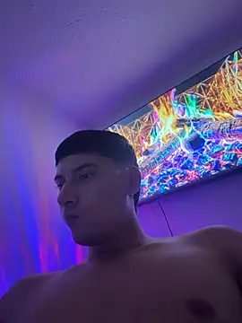 הופעת וובקאם של SexxxySquirterStev777