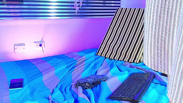 ThiiagoSaeenz's Live XXX Chat