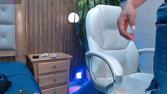 Colby_driscoll – Naživo XXX chat
