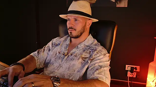 XXX chat uživo modela AngeloEric