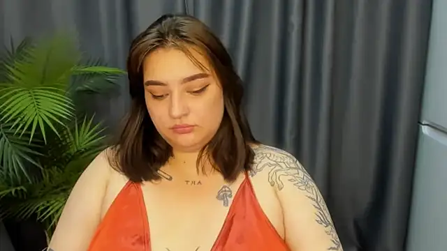 Chat +18 de NikkiSummer ao vivo