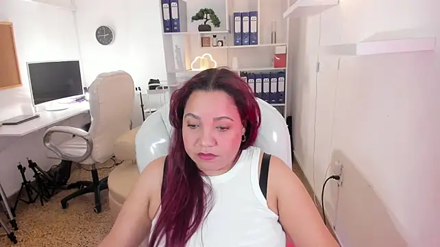Crystal_mommy XXX чат на живо
