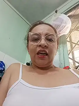 XXX chat uživo modela tany90