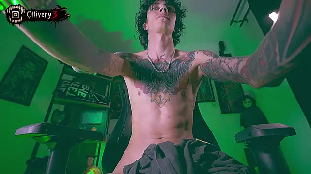 Chat +18 de Olliver___y ao vivo