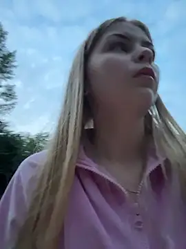 Czat XXX na żywo – RossyMood