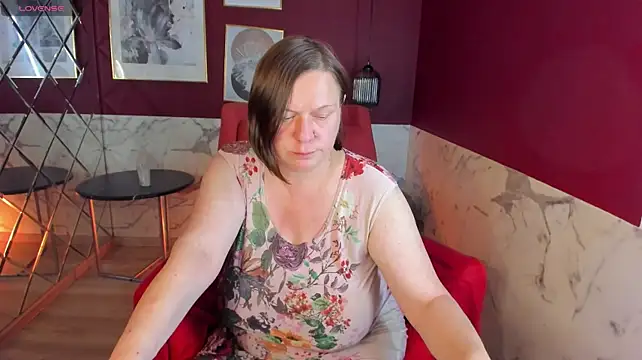 Chat +18 de KellyPerfection ao vivo
