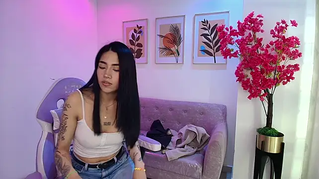 Chat +18 de Rainy_doll ao vivo