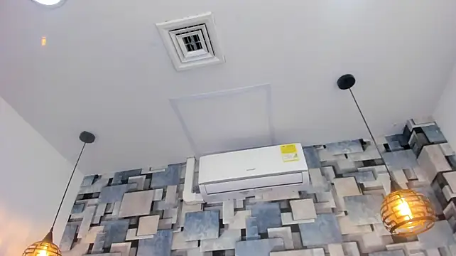 Živý XXX chat angel_dthroatt