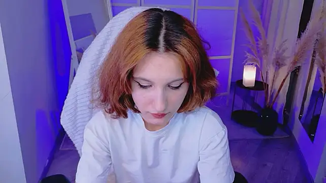 Chat +18 de Yuna__Lim ao vivo