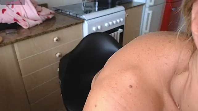 Chat +18 de Lunamix ao vivo