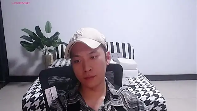 yichen008 Show Webcam