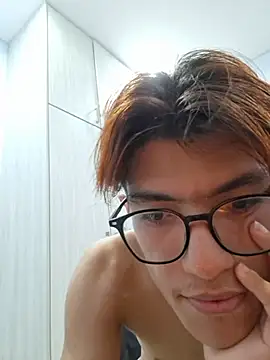 SizeHood 网络视讯表演