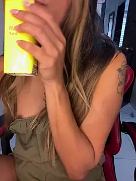 Chat XXX ao vivo de Liamiler01_