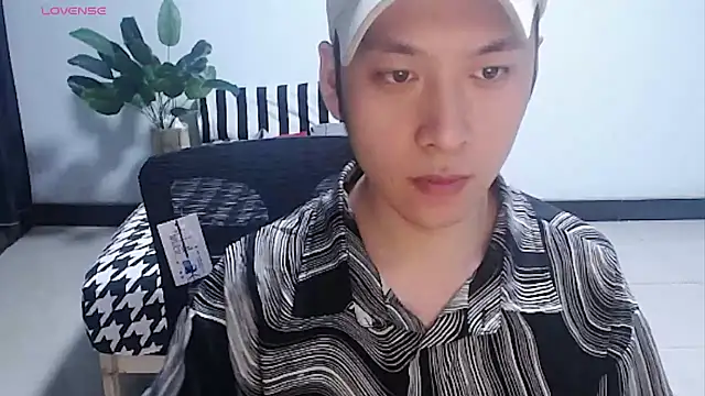 yichen008 Chat XXX live