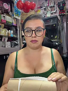 دردشة TamySweetness الجنسية المباشرة