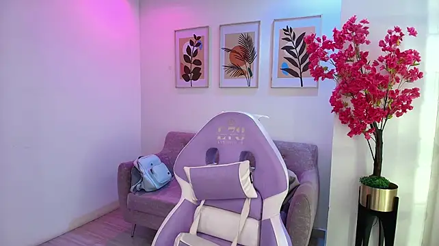 Czat XXX na żywo – Rainy_doll
