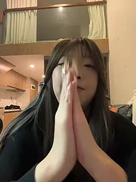 YY-1-1-1's Live XXX Chat