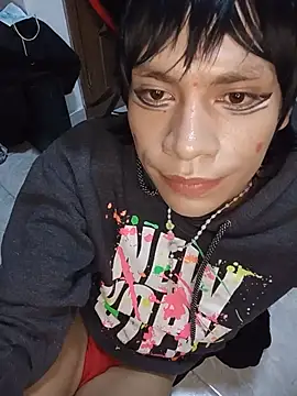 Show modela NekoboiPetiole na web-kameri