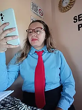 Chat +18 de Hannah-colx ao vivo