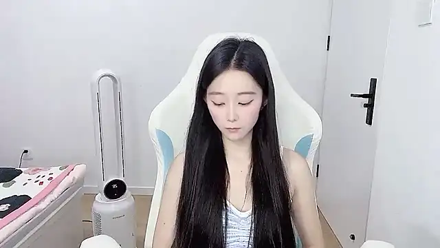 -qingqing Chat XXX in diretta