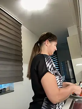jennifer11772 XXX чат на живо