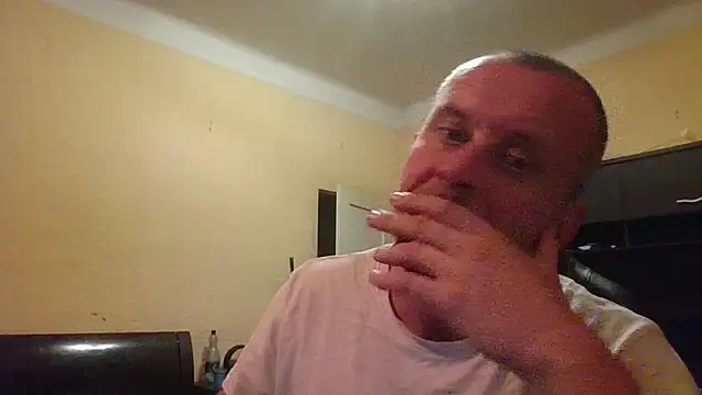 MrWhitePL – Naživo XXX chat