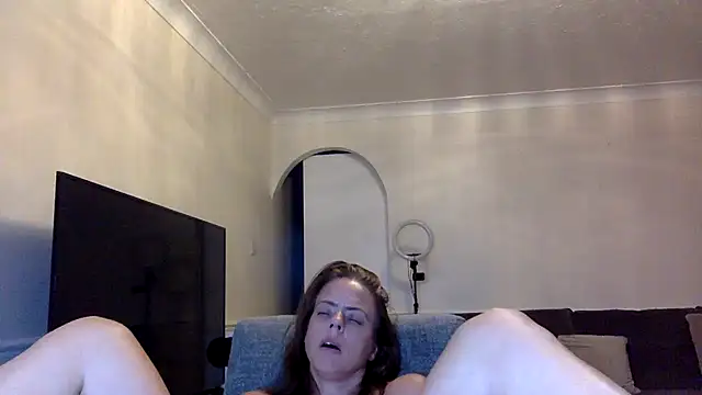 ElizabethArden42- – Live XXX-chat