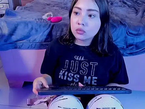 PamelaCollinsVS' Live XXX Chat