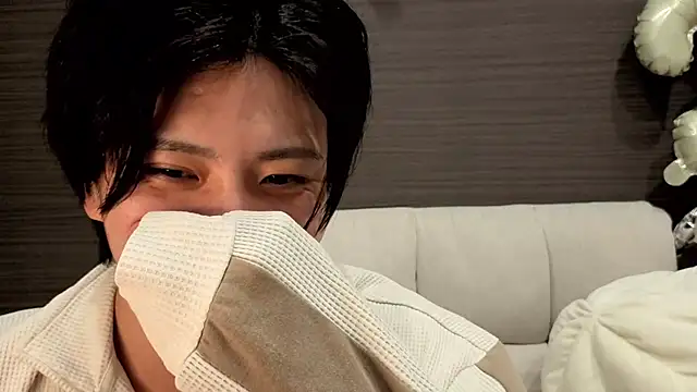 CHROME-kun925 Live XXX Chat