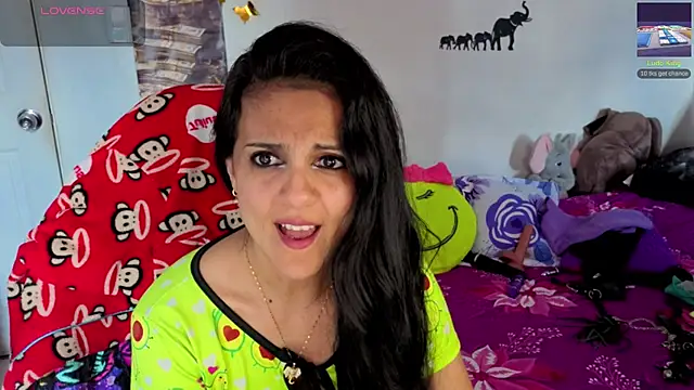 دردشة BasmaHernandez الجنسية المباشرة