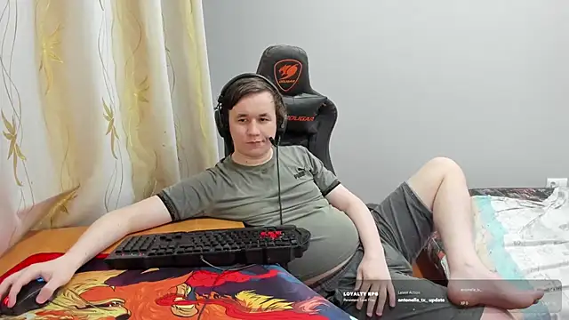 Show modela iliaskrislove na web-kameri