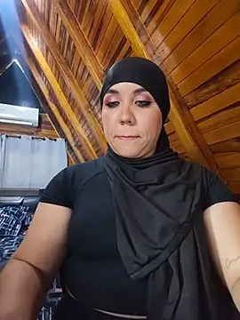 AmbarBurhan Pertunjukan Webcam
