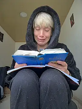 MARILYNKOVANOVA Obrolan Langsung XXX