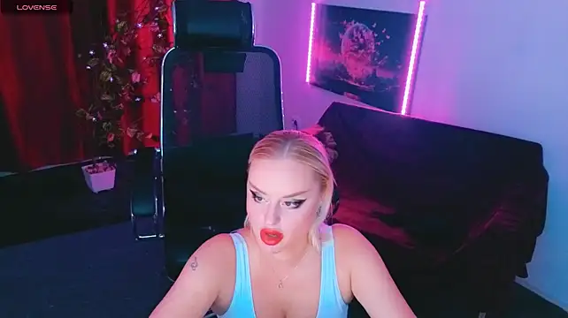Czat XXX na żywo – Miss_Alice_Silver