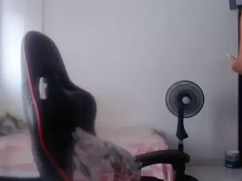 Adriana_0312 라이브 XXX 채팅