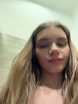 XXX chat uživo modela BARAVISHA