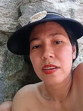 2HotAsain4u's Webcam Show