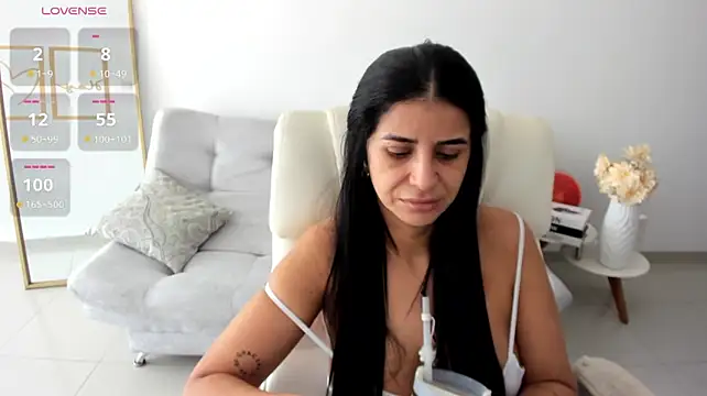 renata_t_ Live XXX-Chat