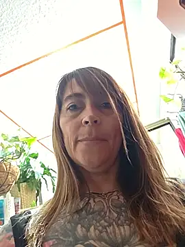 Czat XXX na żywo – Sara_Valkyri