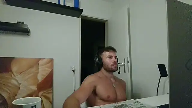 alpha-hunkn Live XXX chat