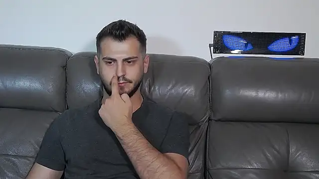 Chat XXX ao vivo de CrazyDom1