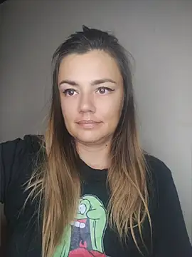 KrissSexi Adlı Modelin Canlı XXX Sohbeti