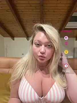 misstitmouseofficial's Webcam Show