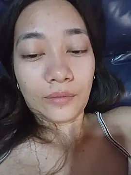 دردشة urnaughty_creamypie الجنسية المباشرة