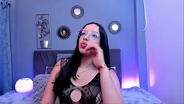 ValkyriaSteel Chat XXX live