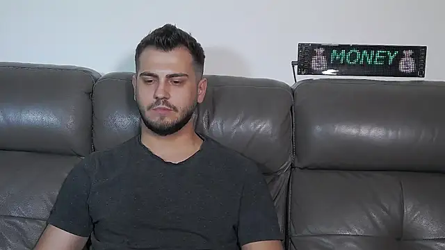 CrazyDom1 Webcam show