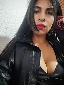 Astrid-- – Naživo XXX chat