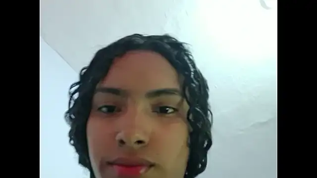 Chat +18 de Cataleya_ja ao vivo