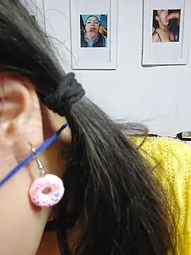 valentina_swallow 即時 XXX 聊天