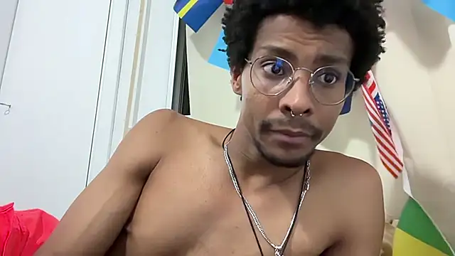 HoleBreeder live XXX chat